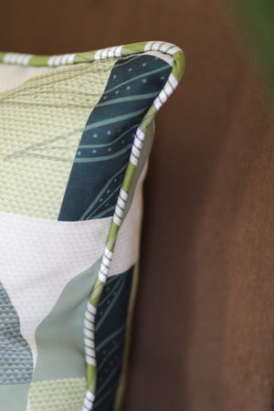 Mid Century Modern Laua‘e Pillow Cover