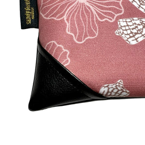 Mini Cone Shell & Hau Mauve Zipper Clutch
