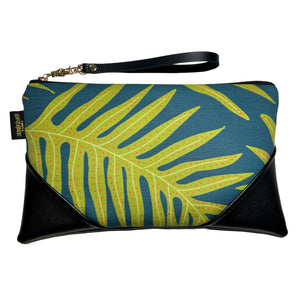 Large Laua‘e Zipper Clutch