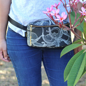 Black Tako Hip Pack