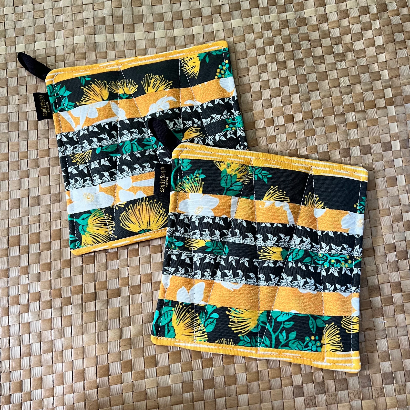 Hale Collection Pot Holder Set