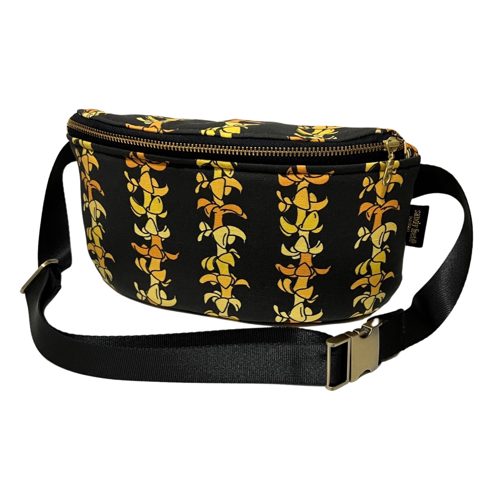 Pua Kenikeni Lei Hip Pack